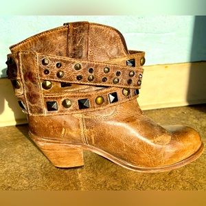 Women’s Corral ankle boots